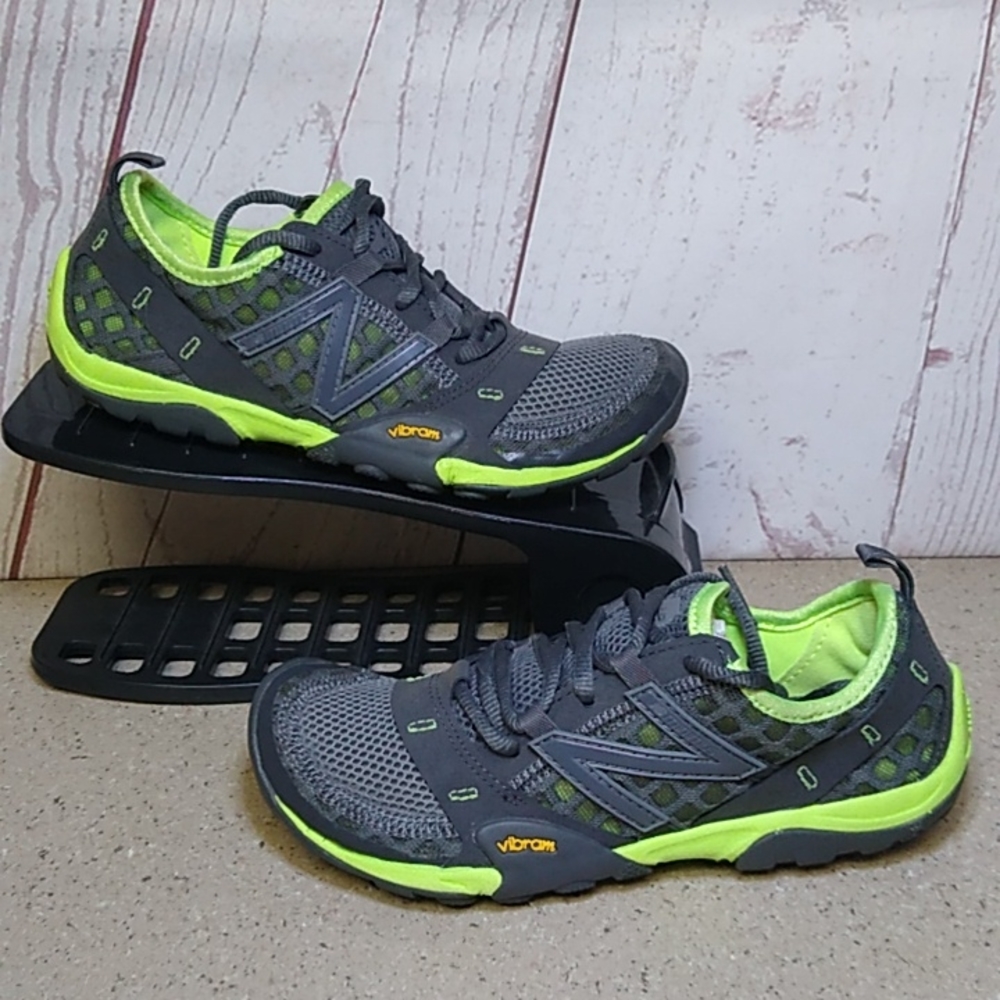 New Balance Minimus W/ Vibram Outsoles Women's Size 5.5